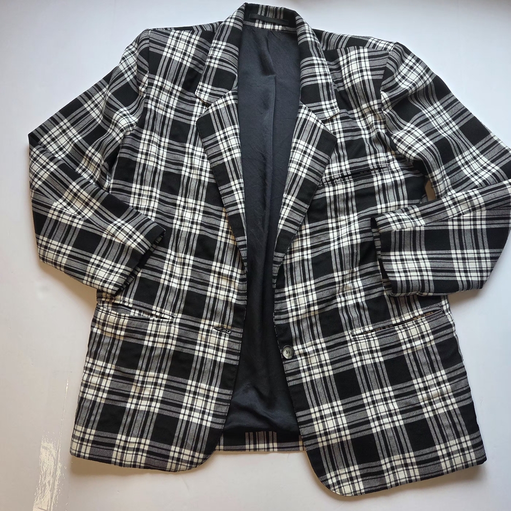 RAZZ International Black & White Plaid Blazer ~21in P2P